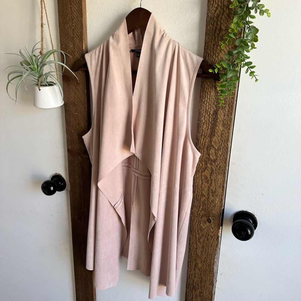 New Premise Women’s Faux Leather Suede Dusty Pink Vest Jacket Size Small - Picture 11 of 16